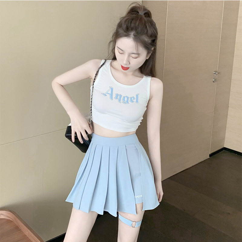 洋气减龄心机女网红ins超火+t恤 森丽顿牛仔裤