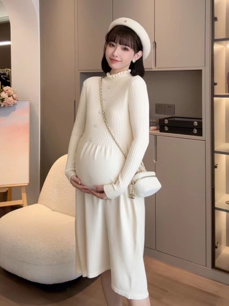 孕妇连衣裙秋冬2026新款宽松显瘦遮肚时尚辣妈针织毛衣中长款杏色,淘宝优惠券,粉丝福利购,淘宝优惠卷