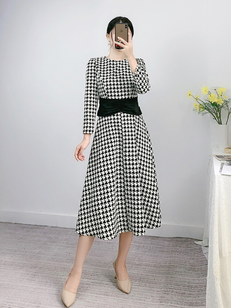 慕衣思雪纺2020秋冬新款气质显瘦 慕衣思连衣裙