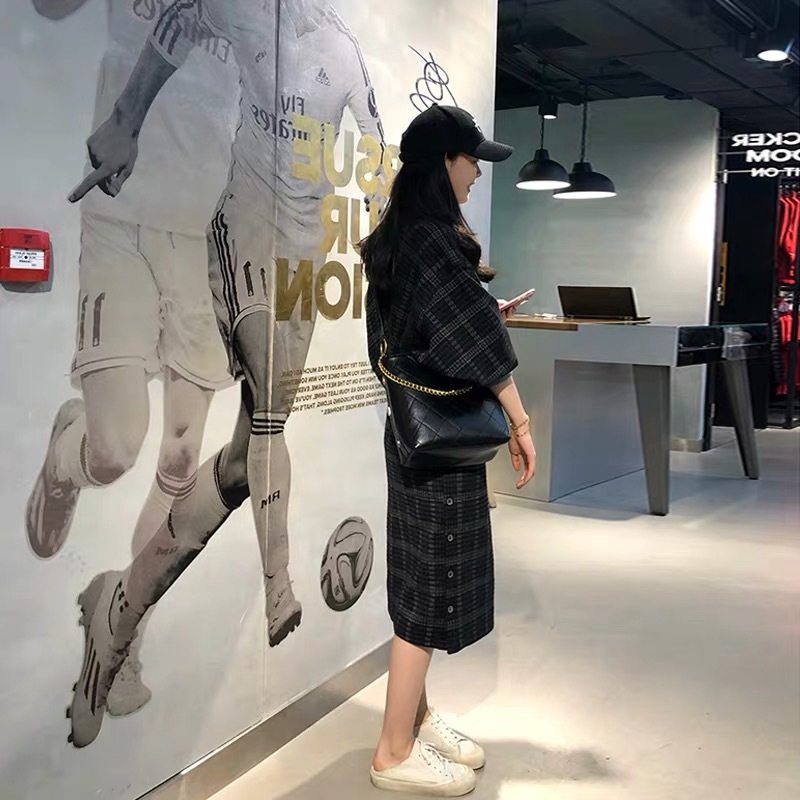 初秋季2022年新款小香风个子连衣裙 慕恋绒连衣裙