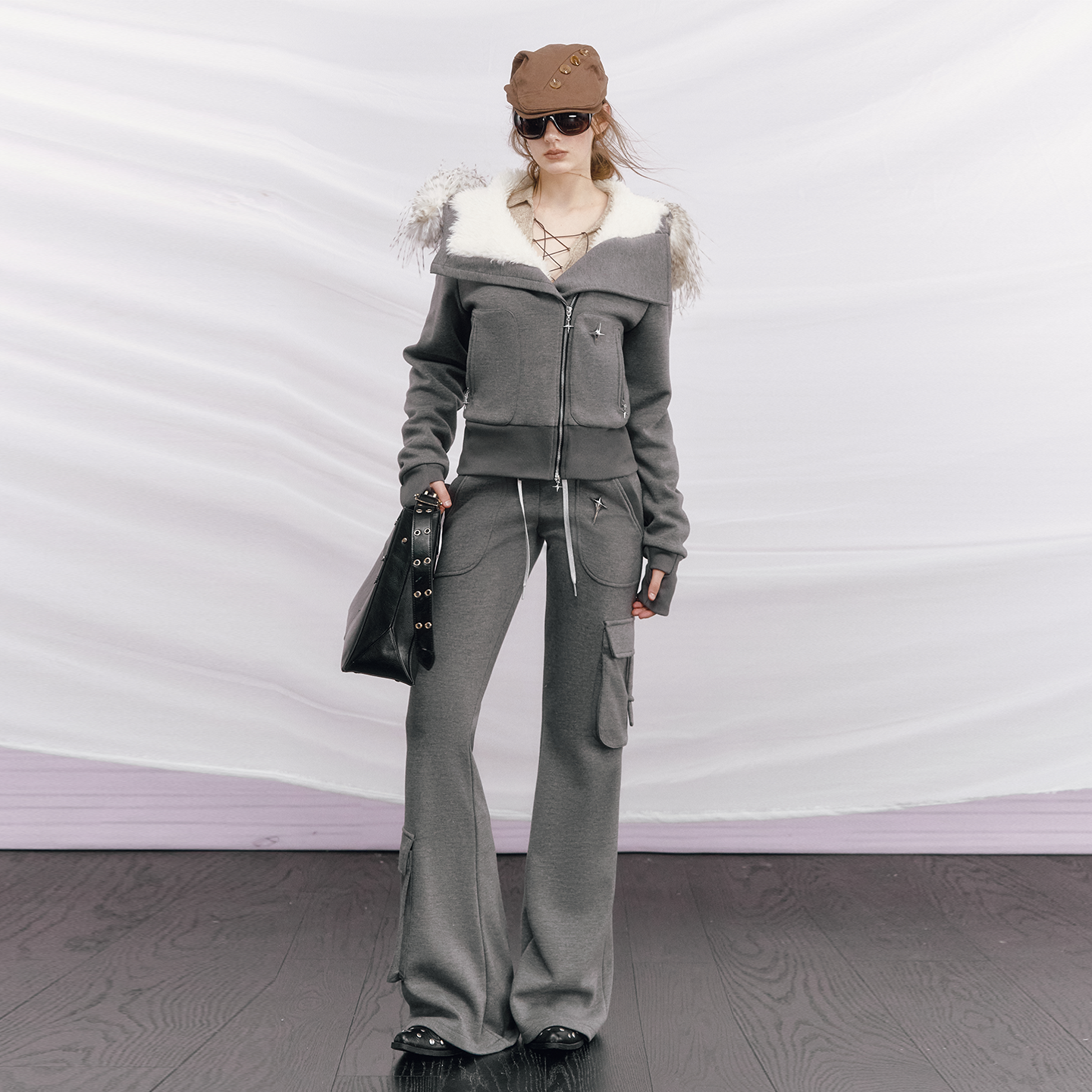 【现货】OfAkiva“猎鹰湖”斜门襟星星拉链连帽上衣立体袋裤套装 - 图3