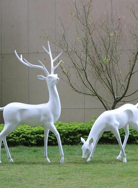 玻璃钢梅花鹿雕塑园林景观装饰品售楼部户外草坪美陈婚庆白鹿摆件