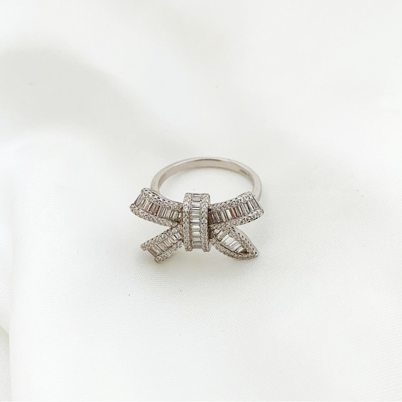 奥米迪奥女时尚个性蝴蝶结镶钻戒指 aomidior戒指/指环