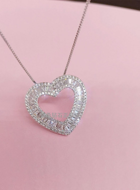 爆闪爱心项链莫桑石白金