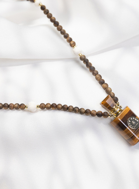 天然新山玉及虎眼石香薰福袋项链