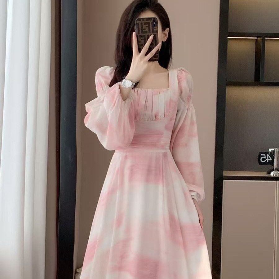 法式秋冬新款温柔公主风粉色印花长裙度假氛围感雪纺连衣裙,淘宝优惠券,粉丝福利购,淘宝优惠卷