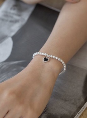 1205韩国东大门代购h925纯银黑色爱心吊坠珍珠手链桃心心形手饰