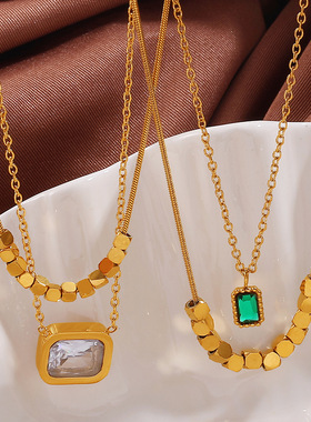 熹薇森林新款法式复古方糖气质轻奢项链不锈钢黑色方牌镶钻吊坠