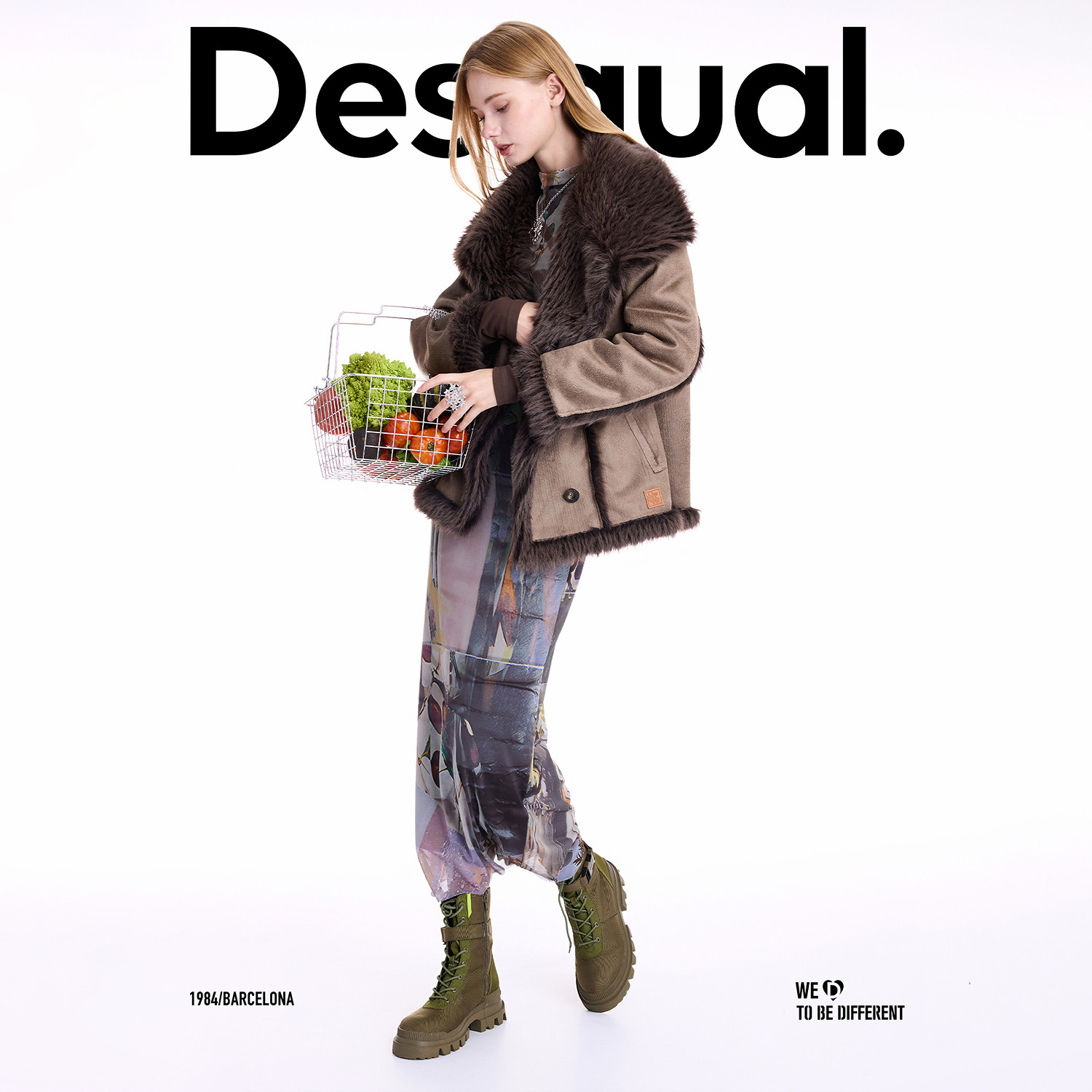 Desigual25秋冬新品仿皮毛一体大翻领拼接毛条设计女士外套
