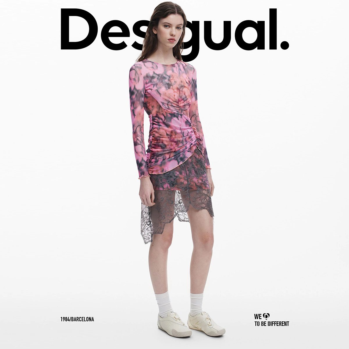 【Collina Strada联名】粉色花卉印花蕾丝拼接连衣裙 - 图2