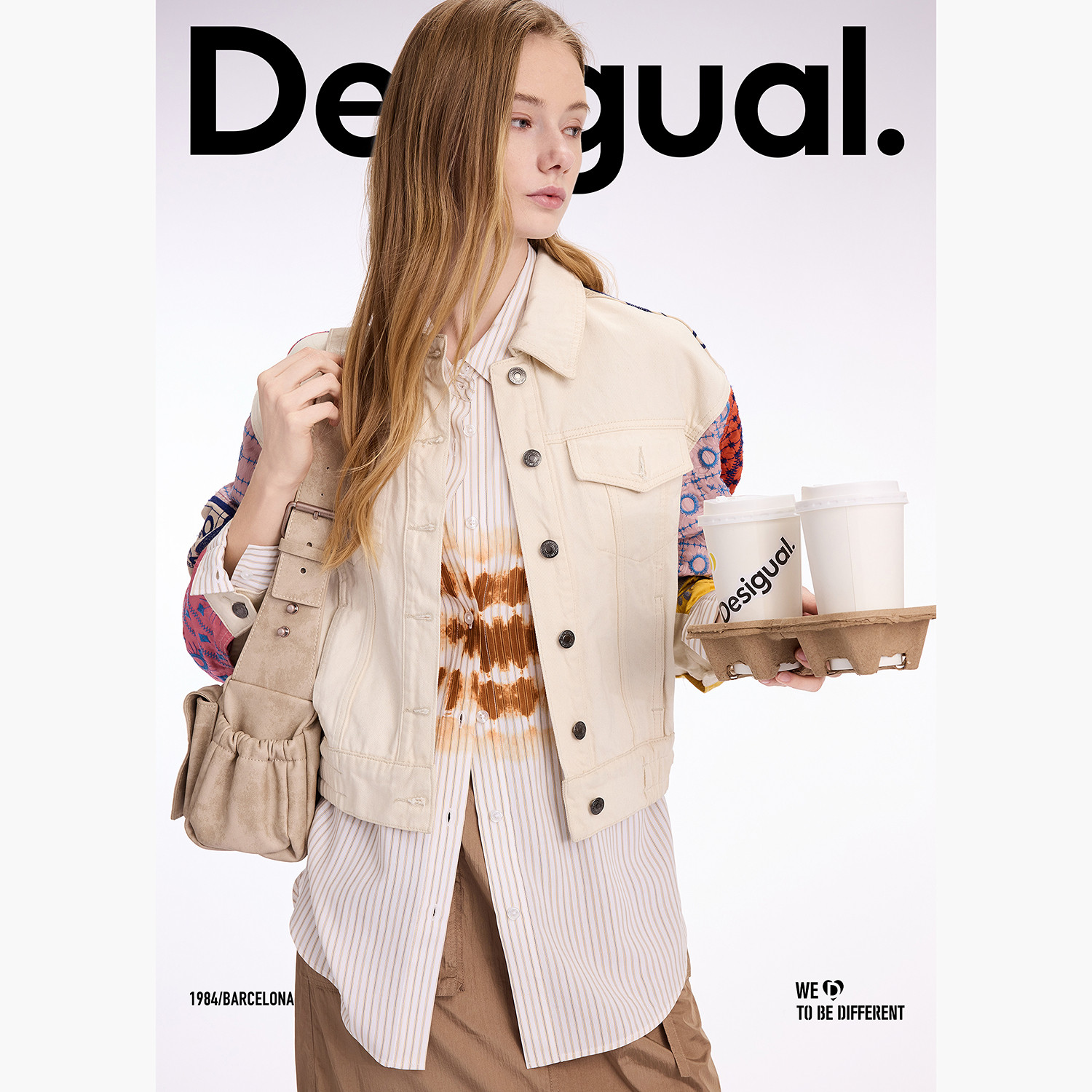 Desigual【明星同款】刺绣拼接翻领女士牛仔外套