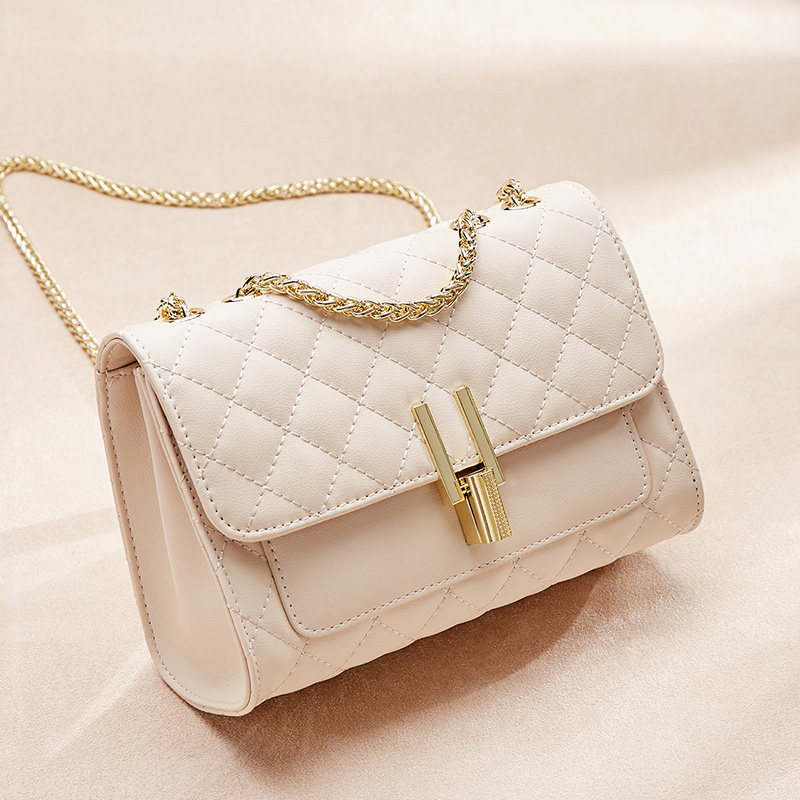 小ck 2020新款女百搭网红真皮斜挎包 nalandu女士包袋