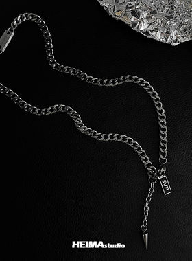 铆钉字母吊坠项链男士小众链子