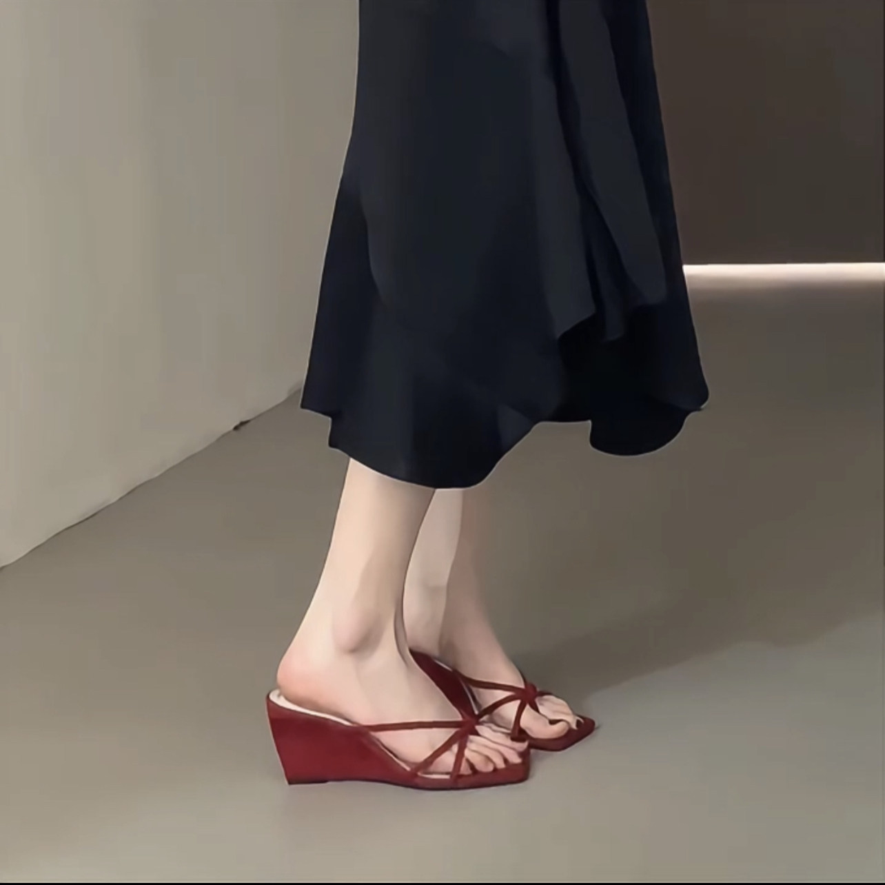 羊皮版！红色真皮高跟鞋女坡跟方头夹趾外穿拖鞋网红百搭凉鞋拖,淘宝优惠券,粉丝福利购,淘宝优惠卷