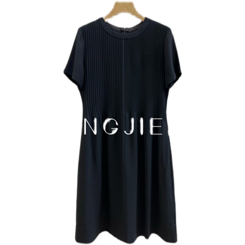 T井姐妹【巴黎式优雅】小众设计感圆领连衣裙女2023夏季小黑裙女