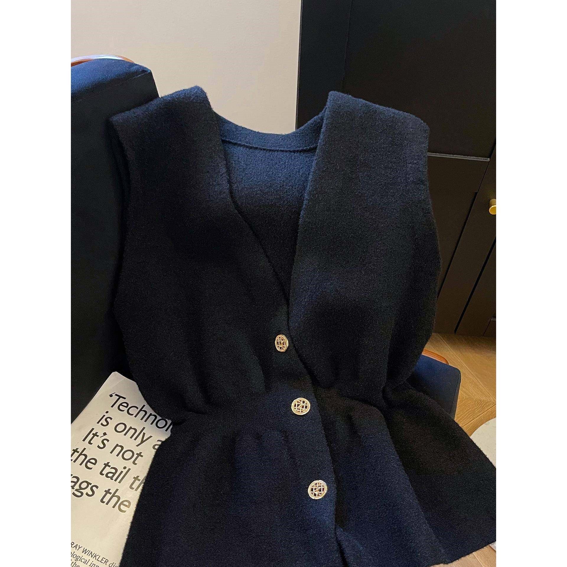 黑色小香风V领毛呢马甲女秋冬时髦洋气收腰坎肩外套叠穿无袖上衣,淘宝优惠券,粉丝福利购,淘宝优惠卷