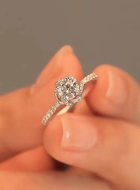 50分-1克拉【绽放】S925银镀白金莫桑石戒指女时尚婚戒豪华镶嵌