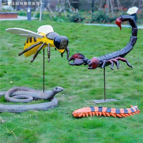 户外园林景观动物装饰玻璃钢仿真昆虫青蛙蛇蝎子蜜蜂螳螂雕塑摆件 - 图1