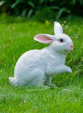 户外仿真卡通玻璃钢庭院花园林中秋布置装饰别墅景观兔子雕塑摆件