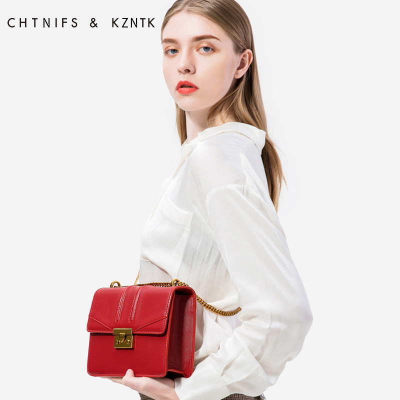 2020新款潮女小ck酒神锁扣链条包 chtnifskzntk女士包袋