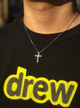 高级感小十字架项链男女生潮欧美