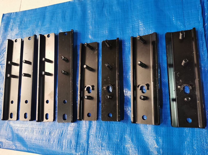 适用于腾势D9三排座椅滑轨后移支架腾势三排座椅电动后排移动支架 - 图0