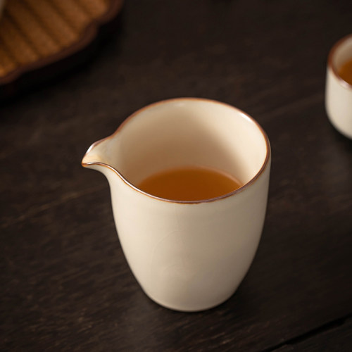 米黄汝窑公道杯匀杯陶瓷家用开片可养茶海公杯功夫茶具配件分茶器 - 图1
