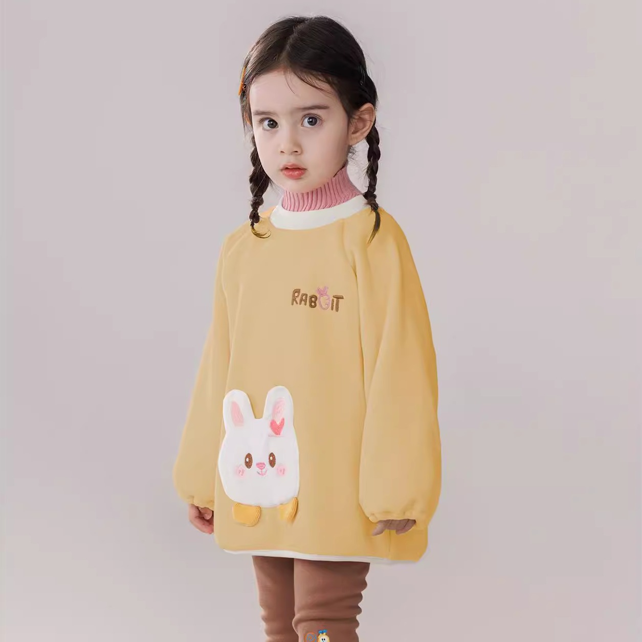 Coveralls for women, new winter clothes, children's long-sleeved autumn velvet cotton clothes, anti-dirty and warm, inverted coats, infants and young children eating bibs