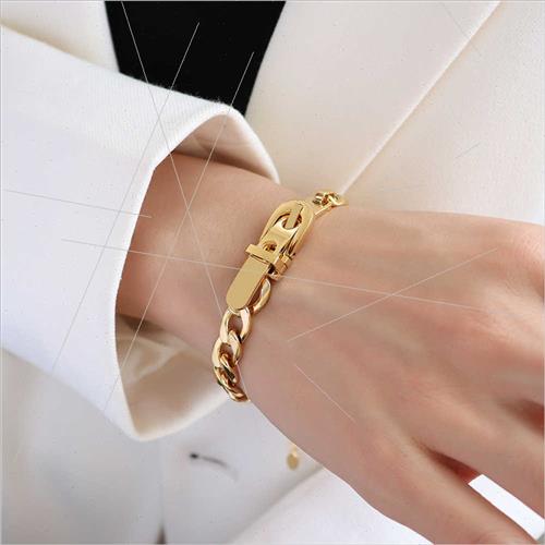 Europe strap buckle bracelet women tanium steel gold necklac - 图2