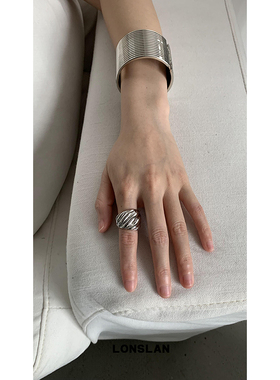 LONSLANACC宽面水波纹戒指金属