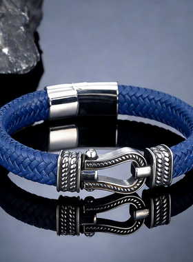 2026马年马蹄扣手链男士红色皮绳编织手绳本命年转运饰品新年喜庆