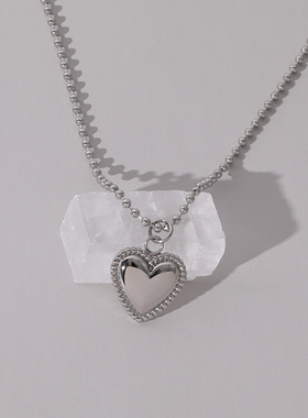 fourpin亮银爱心新款钛钢项链