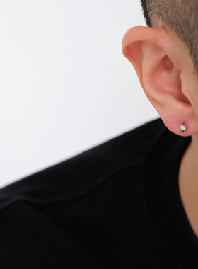 FourPin男女小众水滴养耳洞耳钉