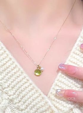 简约精致橄榄绿石珍珠项链日常百搭优雅锁骨链春夏时尚颈链颈饰品