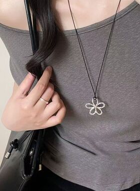 韩式复古银色水滴项链女款新款长款毛衣链轻奢小众高级感配饰项链