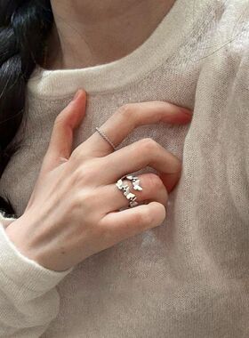 冷淡风银色蝴蝶戒指女小众设计气质食指戒2026新款爆款轻奢高级感