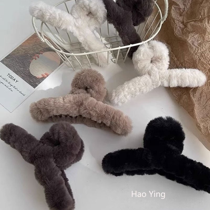 韩国美拉德毛绒盘发抓夹鲨鱼夹感后脑勺发量多超大号毛毛发夹,淘宝优惠券,粉丝福利购,淘宝优惠卷