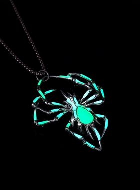 Luminous Spider Necklace Alloy Luminous Insect Pendant