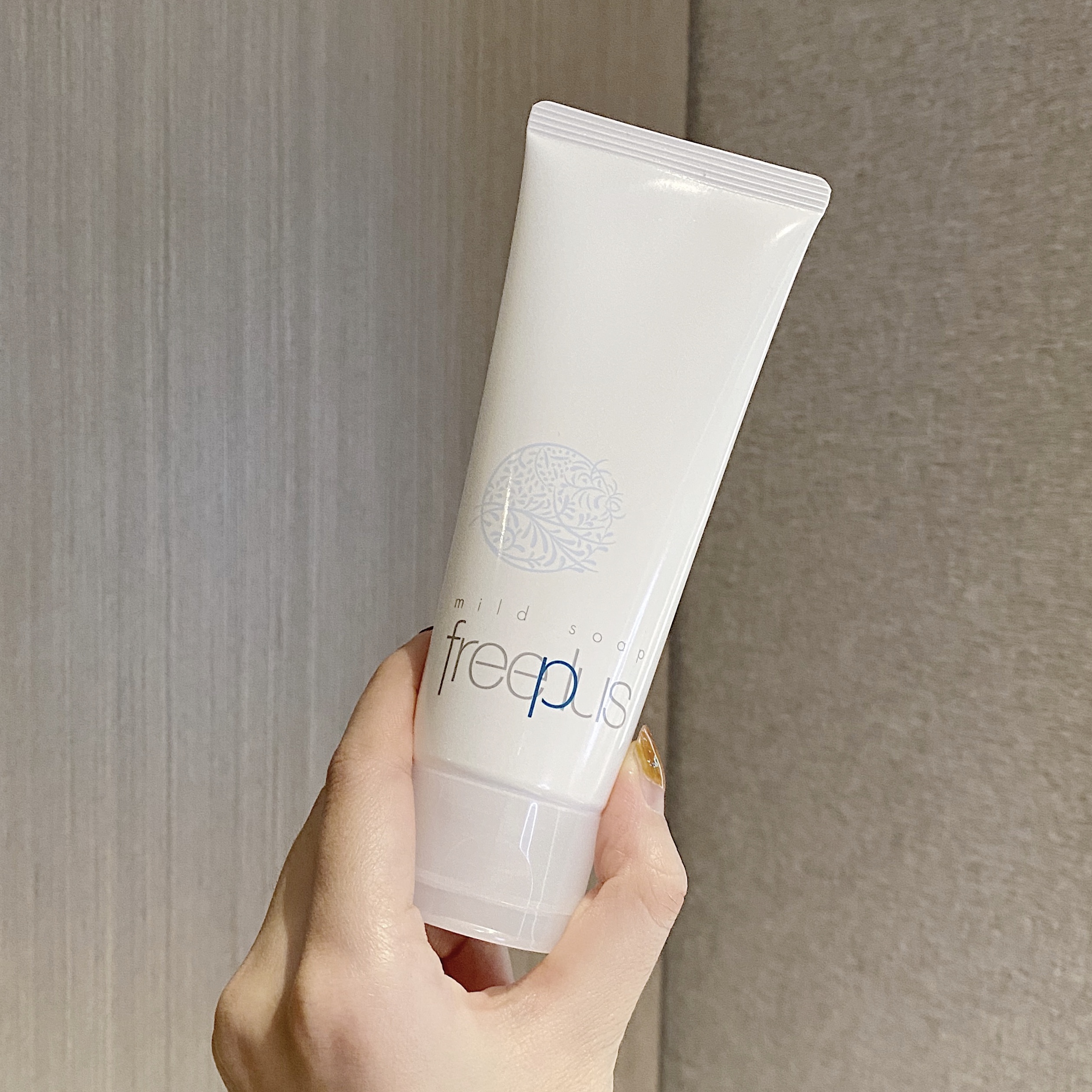 氨基酸洗面奶女 敏感肌孕妇学生洁面霜 100g 日本芙丽芳丝 Freeplus 氨基酸洗面奶女 敏感肌孕妇学生洁面霜 100g 日本芙丽芳丝 Freeplus