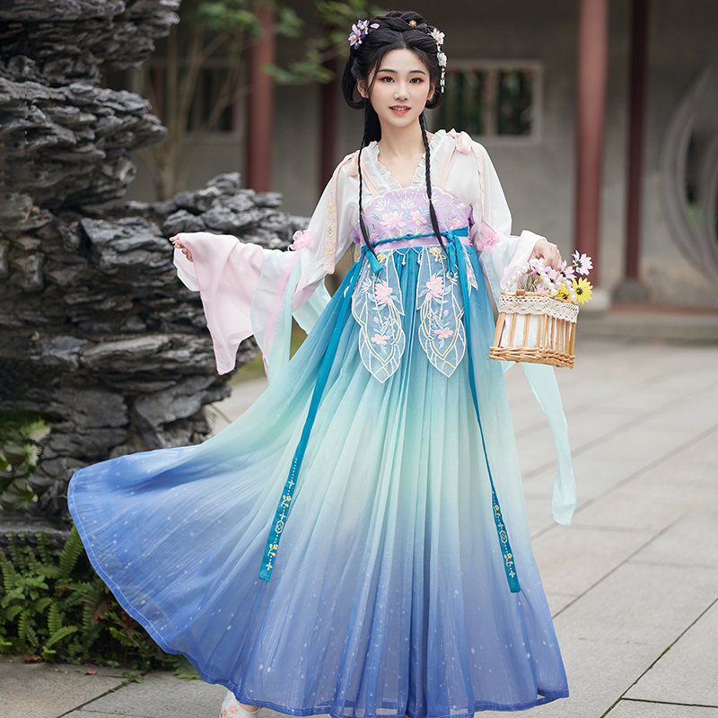  嘉珂服饰民族服装/舞台装