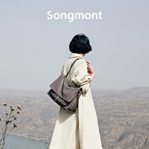 【张婧仪同款】Songmont山下有松植鞣羊皮山行邮差包通勤单肩包 - 图3