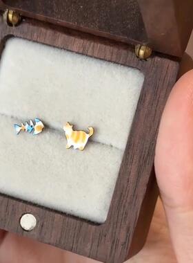 S925纯银棕色系可爱小猫鱼干耳钉