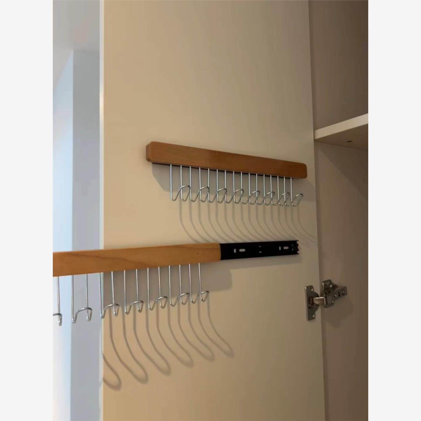 【新家的一百个快递】家用吊带内衣收纳壁挂式伸缩挂钩多功能抽拉,淘宝优惠券,粉丝福利购,淘宝优惠卷