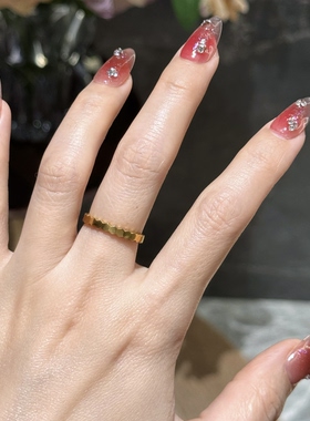 金色光面几何菱形素圈蜂巢戒指