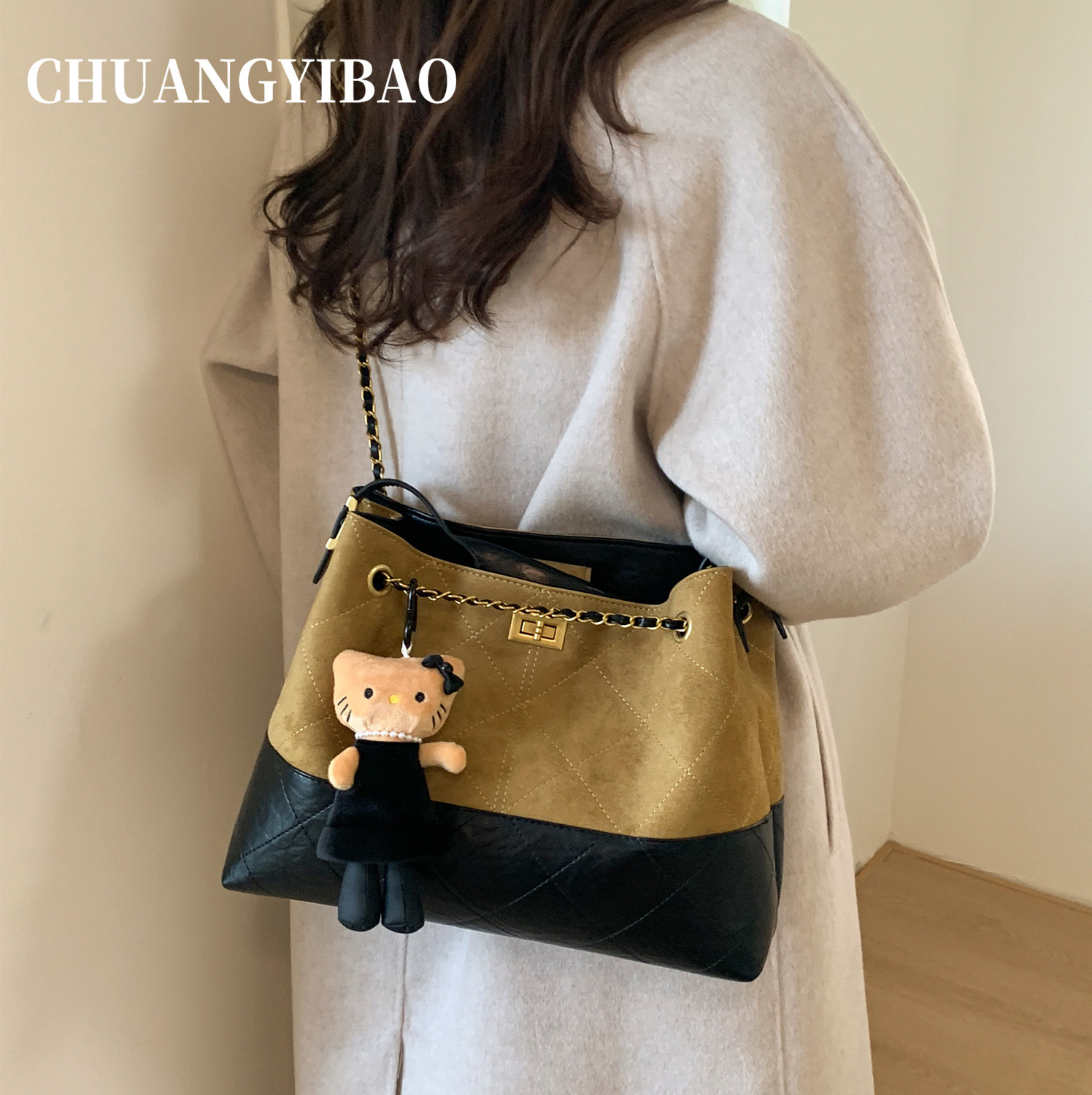 秋冬超火小香风麂皮链条包包女2025新款轻奢小众高级感通勤斜挎包,淘宝优惠券,粉丝福利购,淘宝优惠卷