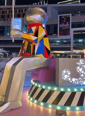 户外园林玻璃钢熊雕塑水景景观卡通摆件定制鹿抽象吉祥物天使龙虾