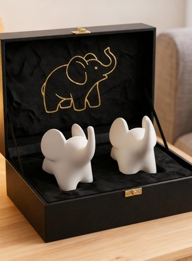 白色大象造型装饰摆件