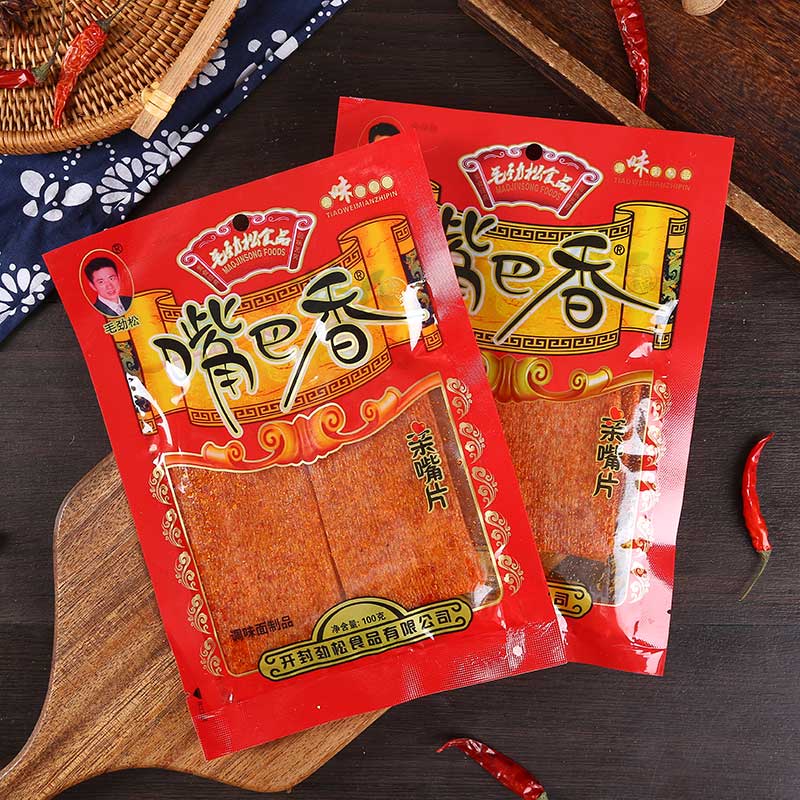 毛劲松嘴巴香辣条亲嘴片麻辣休闲零食100g香辣素食面筋网红大辣片