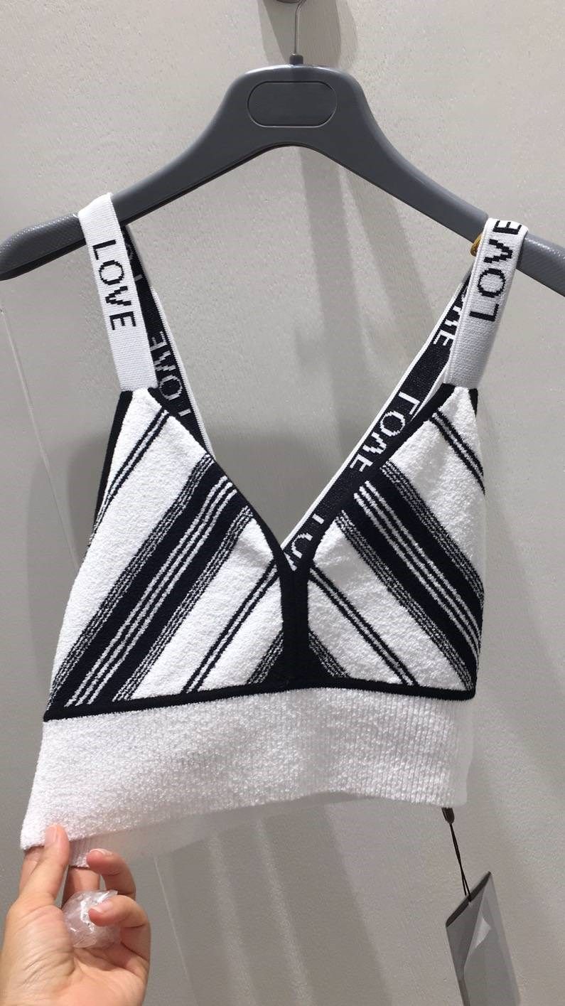  范芙熙背心吊带