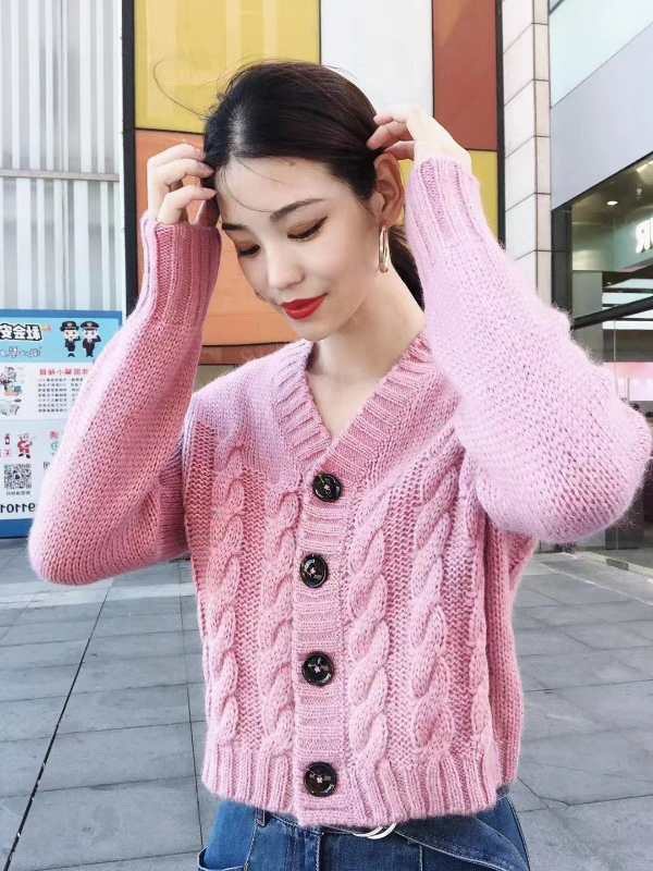 阿玛施旗舰店官网2020秋新款女毛衣 范芙熙毛衣